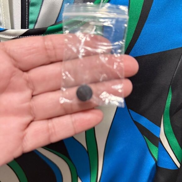 NWT House of Harlow 1960 woman's cropped long sleeve blouse blue multicolor S - Picture 5 of 12